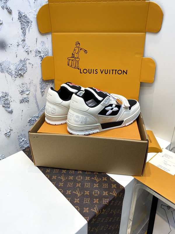 ルイヴィトン靴角部分ディテール